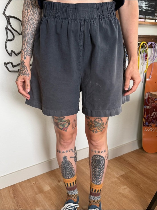 Erika & Co Pants - Vintage 90s Black Cotton High Waisted Pleated Paperbag Shorts ~ Size Medium